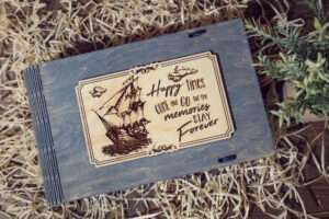 Set Mini Album Foto + Cutie lemn, VintageBox, model Corabie - Happy Time