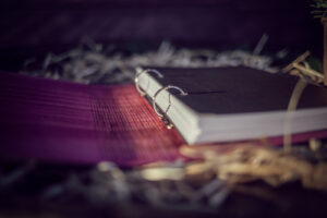 Agenda din lemn - model Speranta - roz