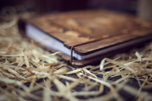 Agenda din lemn - model Mona Lisa