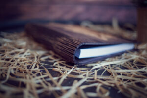 Agenda din lemn - mode Papusarul