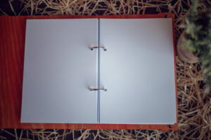 Agenda din lemn - model Pisica