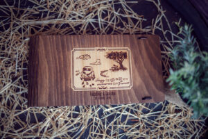 Cutie fotografii - proaspat casatoriti