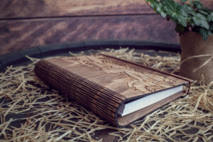 Agenda din lemn - model Scoici