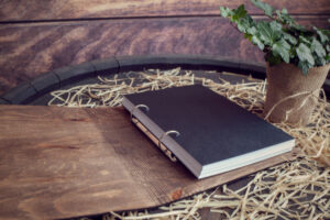 Agenda din lemn - model Scoici