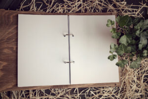 Agenda din lemn - model 