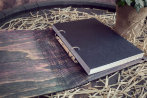 Agenda din lemn - model