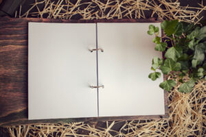 Agenda din lemn - model