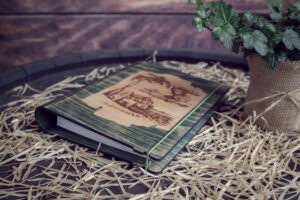 Agenda din lemn - model 