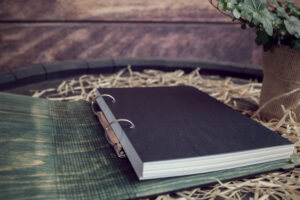 Agenda din lemn - model 