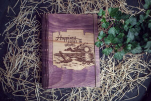 Agenda din lemn - model