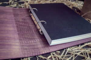 Agenda din lemn - model