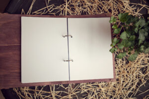 Agenda din lemn - model