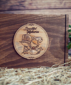 Album Foto / GuestBook cu coperti din lemn, VintageBox, model Proaspat casatoriti - Beautiful Memories