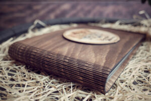 Album Foto / GuestBook cu coperti din lemn, VintageBox, model Somn dulce - Beautiful Memories