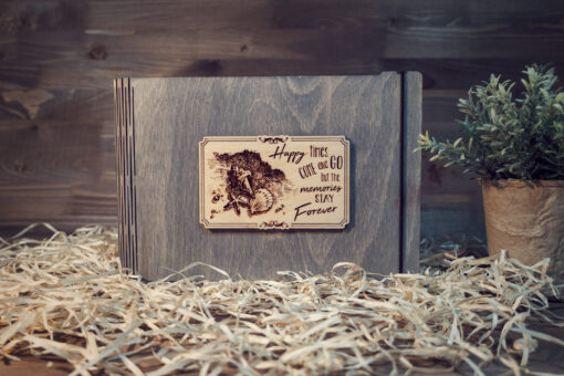 Album foto A5 din lemn, VintageBox, model Scoici pe nisip - Happy Time