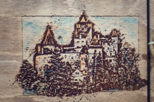 Agenda A5 din lemn, VintageBox, model Dracula Castle