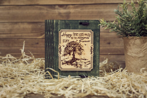 Cutie din lemn mica, VintageBox, model Copacul din carte – Happy Time