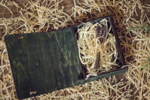 Cutie din lemn mica, VintageBox, model Copacul din carte – Happy Time