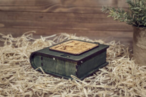 Cutie din lemn mica, VintageBox, Copii sub felinar - Happy Time