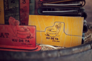 KU DE TA By Dulce Acrisor , Meniu VintageBox