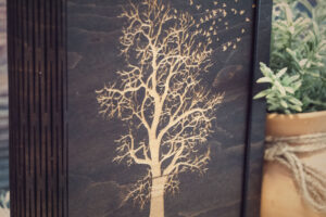 Agendă A5 din lemn, VintageBox, model Zbor in Noapte- Colectia White on Black