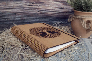 Agenda A5 din lemn, VintageBox, model Tree of Life
