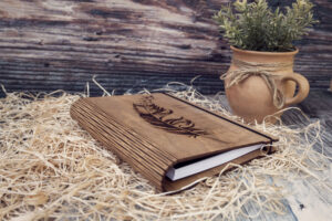 Agenda A5 din lemn, VintageBox, model Write & Fly